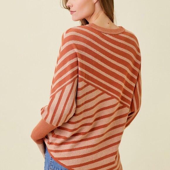MYSTREE Taupe & Cream Diagonal Stripe Dolman Sleeve Sweater Asymmetrical Hem - Picture 6 of 8
